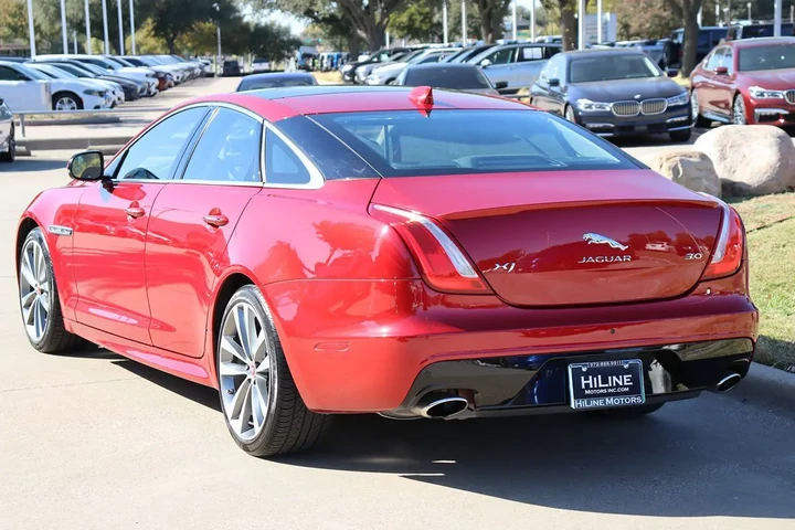 $23998 : 2016 XJ R-Sport image 8