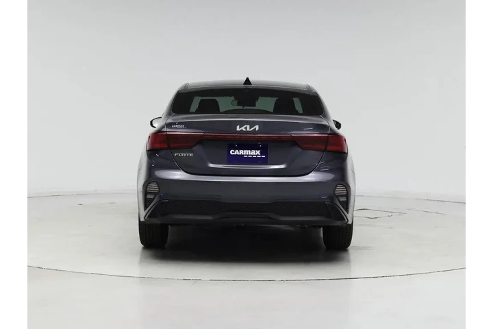 $19998 : Kia Forte 2024 LXS 4dr Sedan image 6