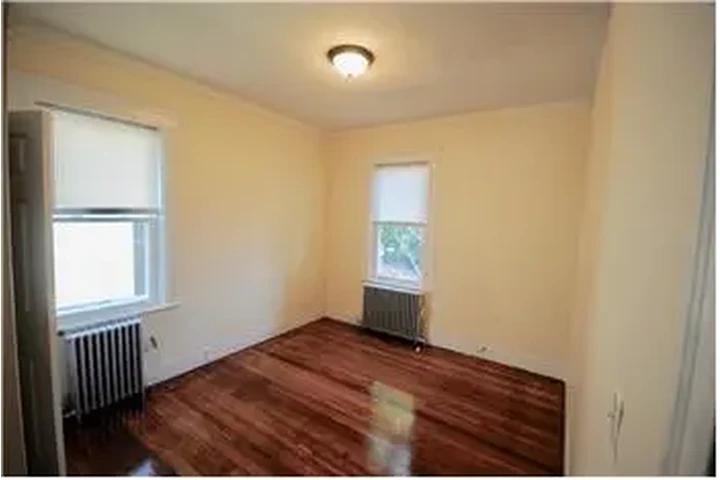 $4100 : Rental property with 4 bedro image 4