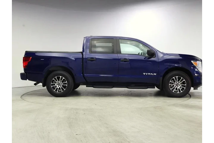 $34998 : Nissan Titan 2024 4x2 SV 4dr image 7