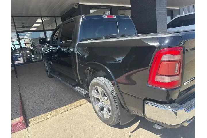 $28585 : Ram 1500 2020 4x2 Laramie 4d image 3