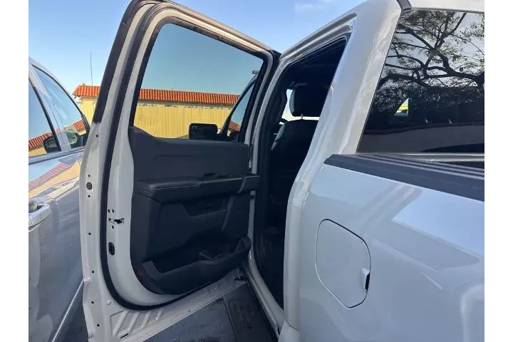 $38611 : Ford F-150 2023 4x2 XL 4dr S image 8