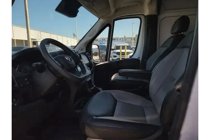 $34990 : Ram ProMaster 2025 Tradesman image 9