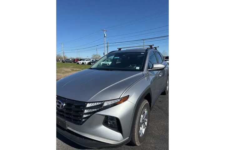 $27990 : Hyundai TUCSON 2024 AWD SEL image 3