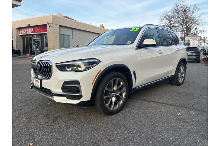 $31499 : 2022 BMW X5 xDrive40i image 4