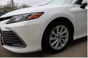 $23500 : Toyota Camry 2021 LE 4dr Sed thumbnail
