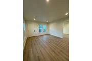 $900 : This well-maintained 2-bedroom thumbnail