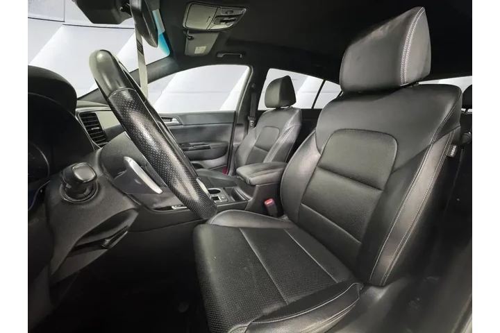 $19991 : Kia Sportage 2022 Nightfall image 8