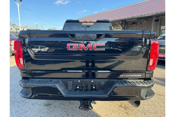 2020 GMC Sierra 2500HD Denali image 5