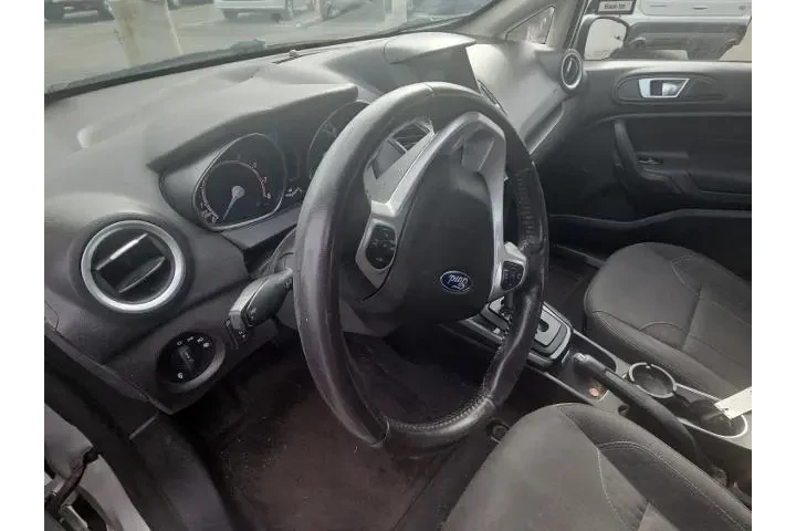 $7500 : Ford Fiesta 2016 SE 4dr Hatc image 2