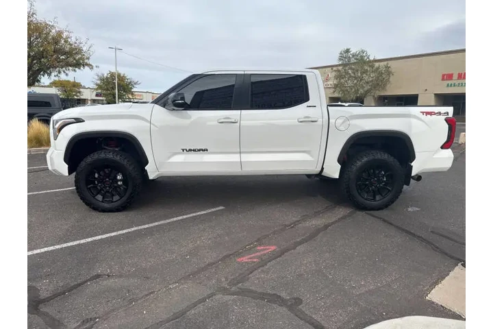 2024 Tundra Limited image 7