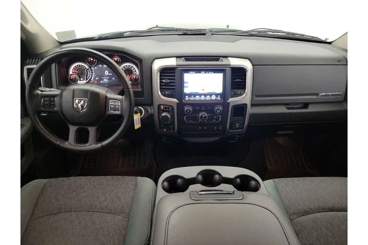 $27998 : Ram 1500 2017 4x4 Big Horn 4 image 9