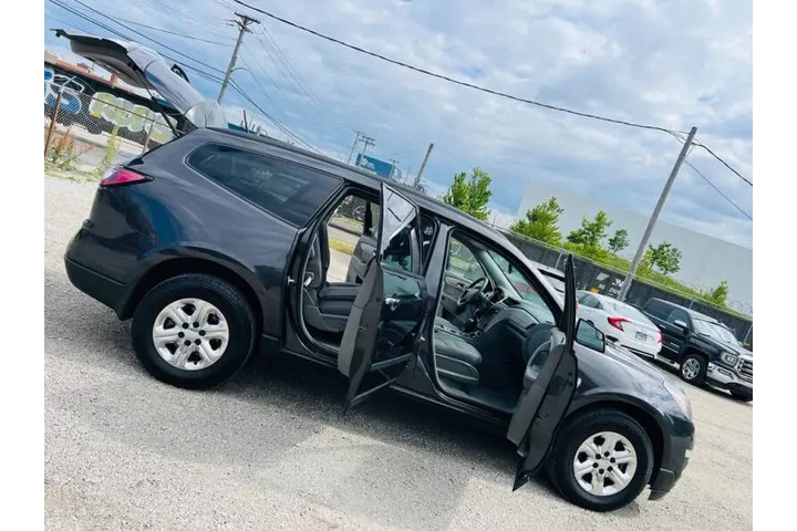 $8999 : 2016 Traverse LS image 7