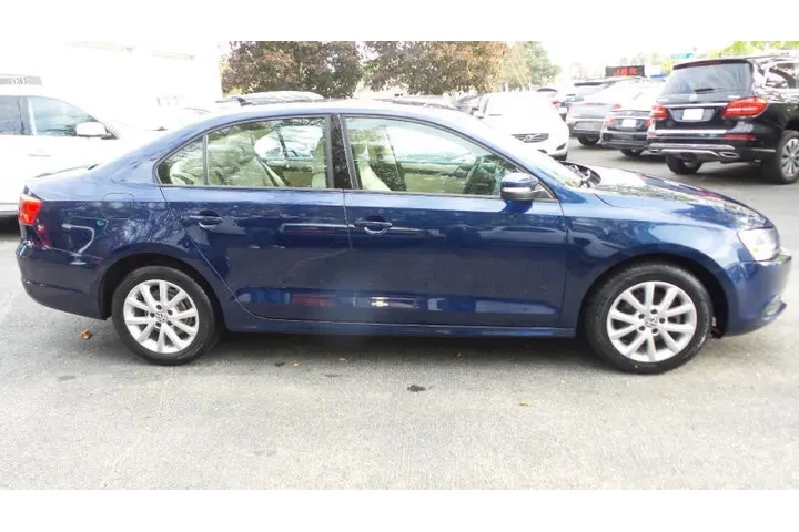 $7900 : 2011 Jetta SE PZEV image 4