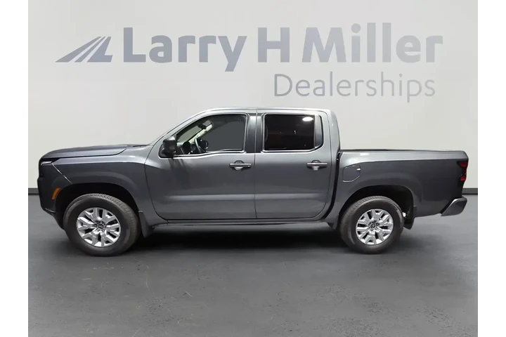 Nissan Frontier 2023 4x4 S 4 image 2