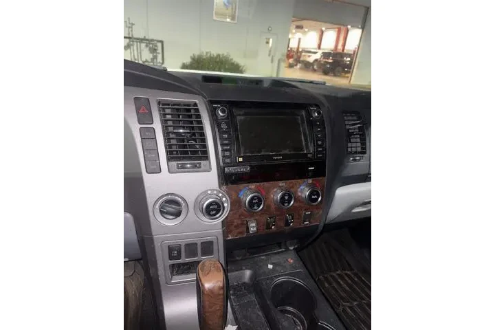 $19141 : Toyota Tundra 2012 4x4 Limit image 7