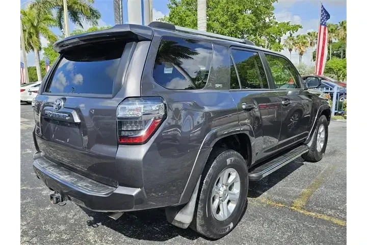 $29990 : Toyota 4Runner 2020 4x2 SR5 image 10