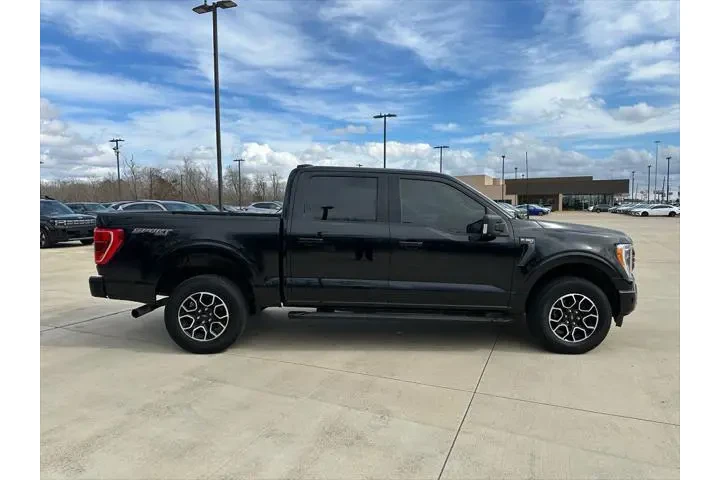 $29995 : Ford F-150 2021 4x4 XLT 4dr image 4