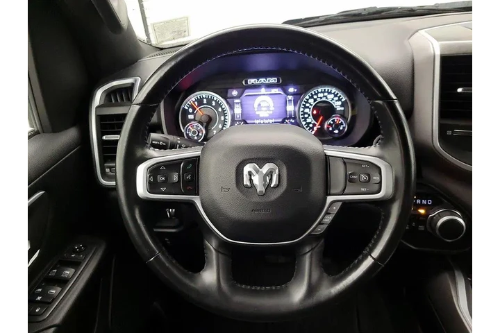 $32998 : Ram 1500 2021 4x4 Big Horn 4 image 10