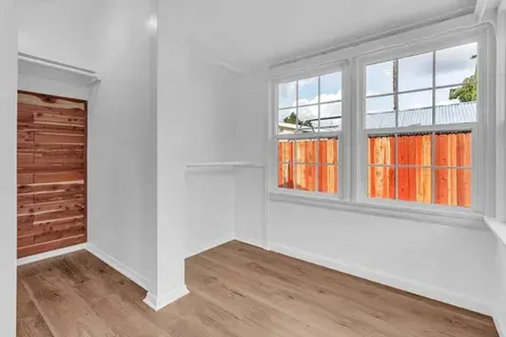 $1000 : Move in ready home image 1