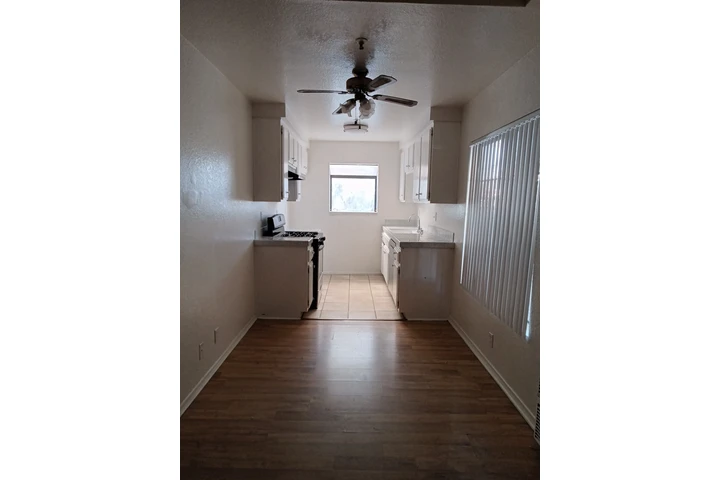 $1800 : Apartamento de una habitacion image 1