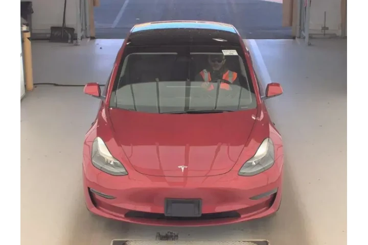 $23493 : Tesla Model 3 2023 4dr Sedan image 2