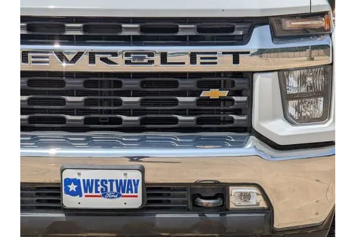 $39995 : Chevrolet Silverado 2500HD 2 image 8