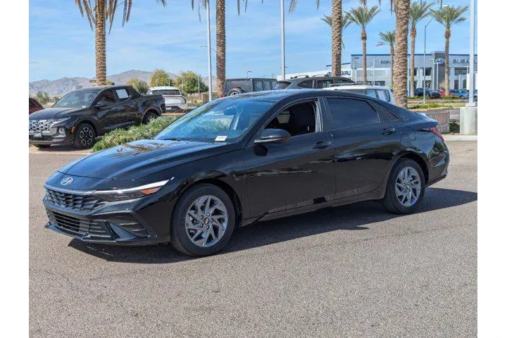 $19990 : Hyundai ELANTRA 2024 SEL 4dr image 8