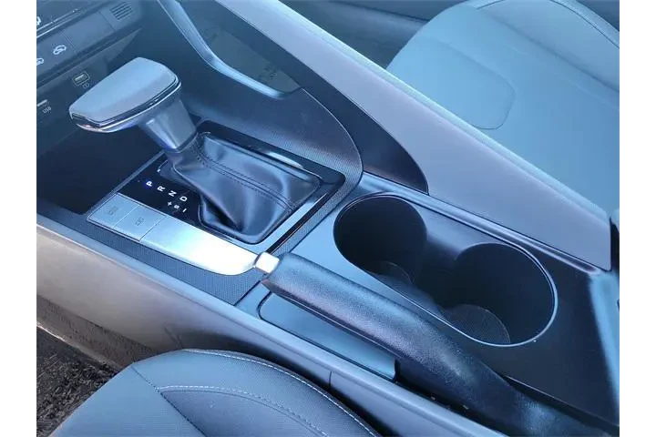 $15601 : Hyundai ELANTRA 2021 SEL 4dr image 10