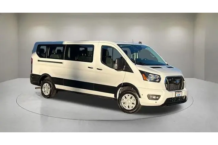 $39975 : Ford Transit 2024 350 XL 3dr image 1