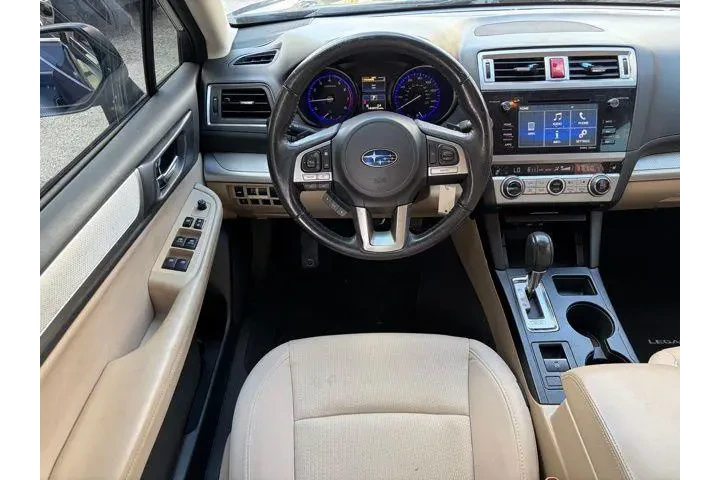 $7625 : Subaru Legacy 2016 AWD 2.5i image 10