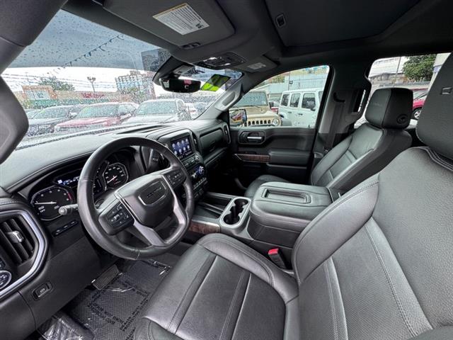 $51299 : 2020 GMC Sierra 1500 4WD Crew image 9