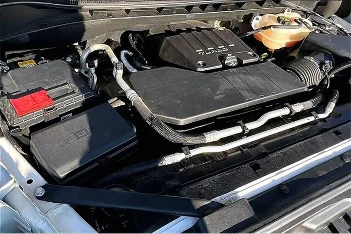 $36921 : Chevrolet Silverado 1500 202 image 8