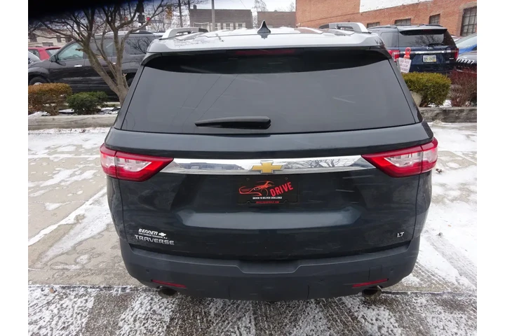 $9800 : 2018 Traverse FWD 4dr LT Clot image 6