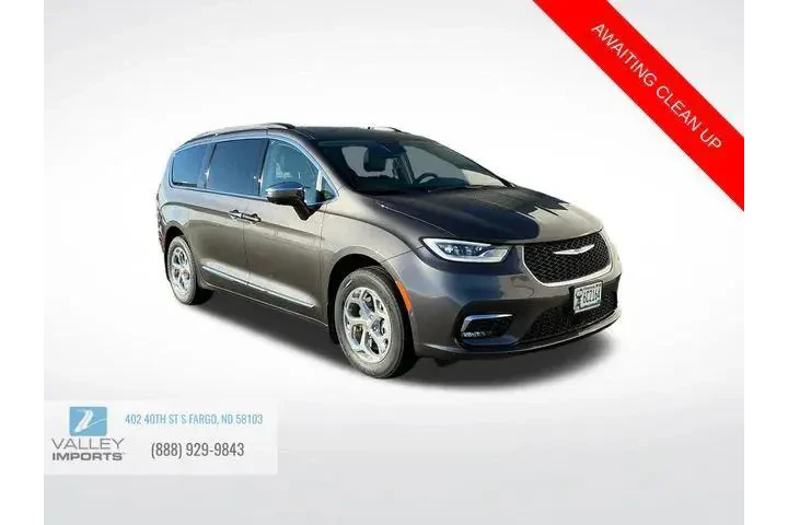 $24697 : Chrysler Pacifica 2022 AWD L image 1