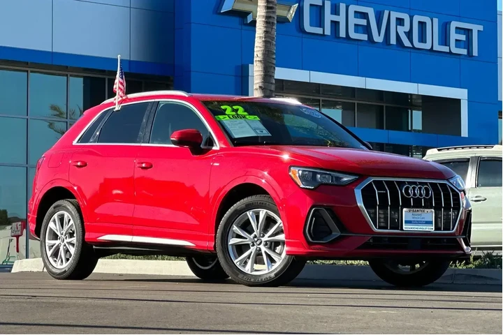 $21900 : Audi Q3 2022 AWD quattro S l image 2