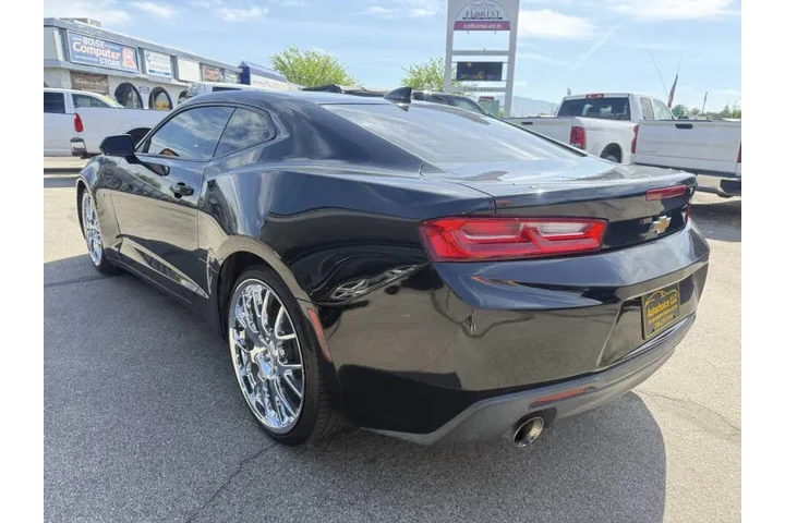 $13950 : 2016 Camaro LT image 5