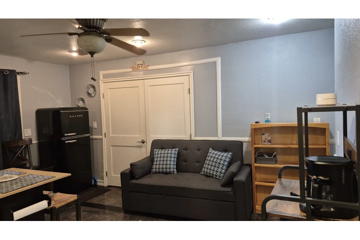 $1 : Estudio A image 4