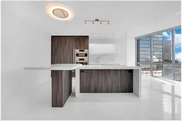 $4500 : Rental property with 1 bedro image 8