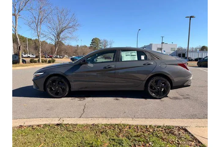 $22909 : Hyundai ELANTRA 2026 SEL Spo image 4