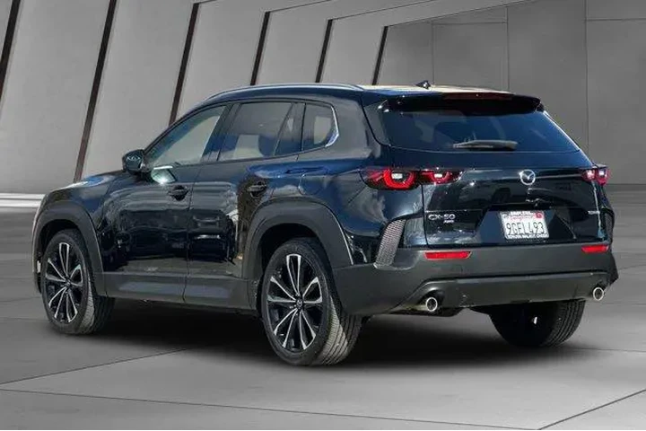 $28300 : Mazda CX-50 2023 AWD 2.5 S P image 10