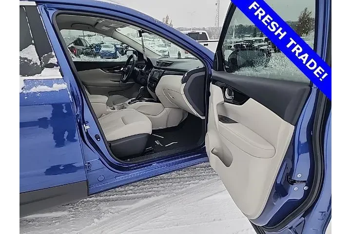 $23500 : Nissan Rogue Sport 2022 SL 4 image 9