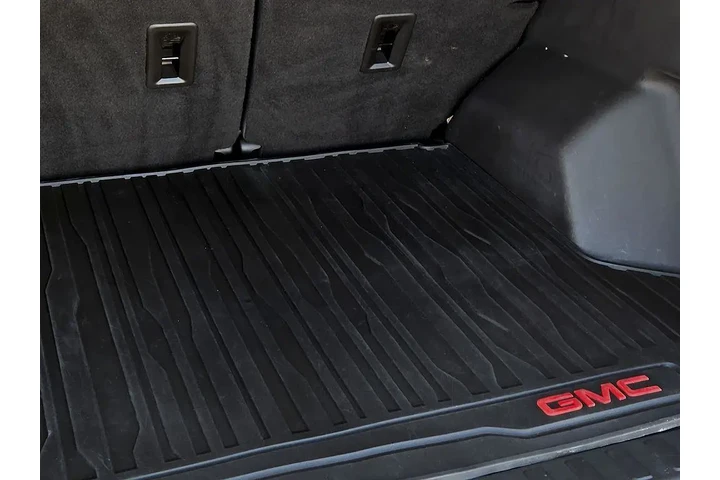 $23795 : GMC Terrain 2021 SLT 4dr SUV image 10