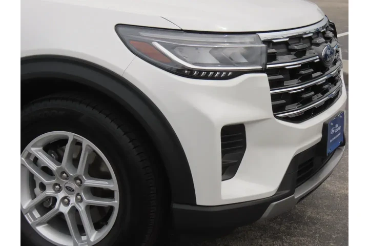 $37999 : Ford Explorer 2025 Active 4d image 6