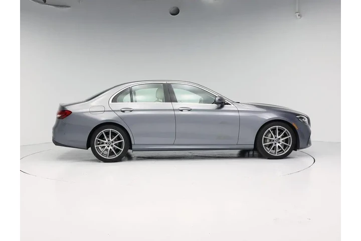 $37998 : Mercedes-Benz E-Class 2022 E image 7