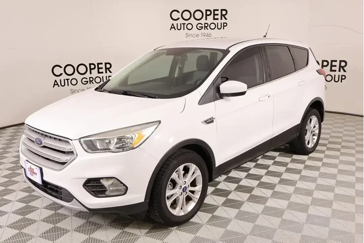 $14997 : Ford Escape 2019 SE 4dr SUV image 10