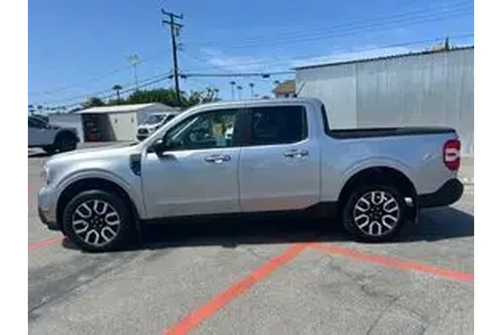 $28950 : Ford Maverick 2024 Lariat 4d image 7