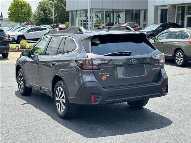 PRE-OWNED 2022 SUBARU OUTBACK image 4