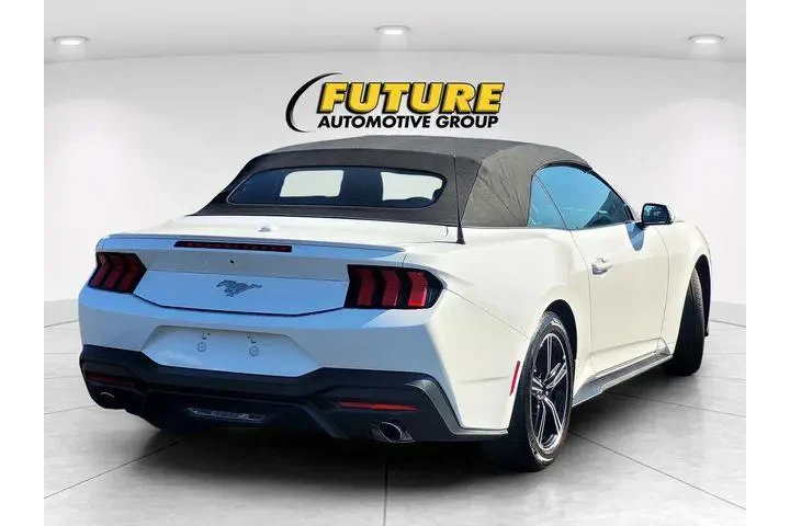 $33865 : Ford Mustang 2025 EcoBoost P image 4
