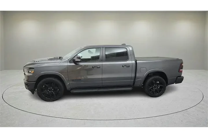 $37999 : Ram 1500 2022 4x4 Laramie 4d image 5